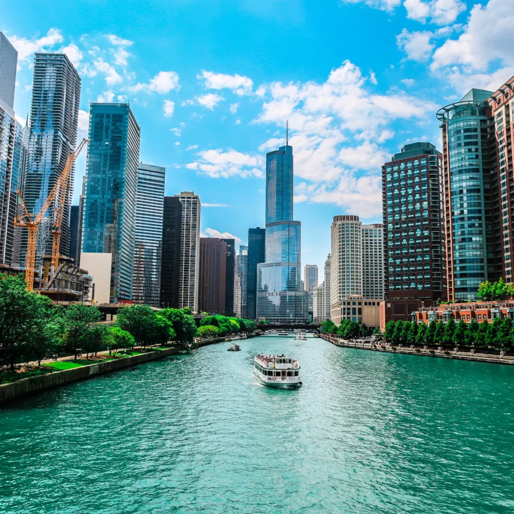 Trump International Hotel & Tower - Chicago by Chicago river aga